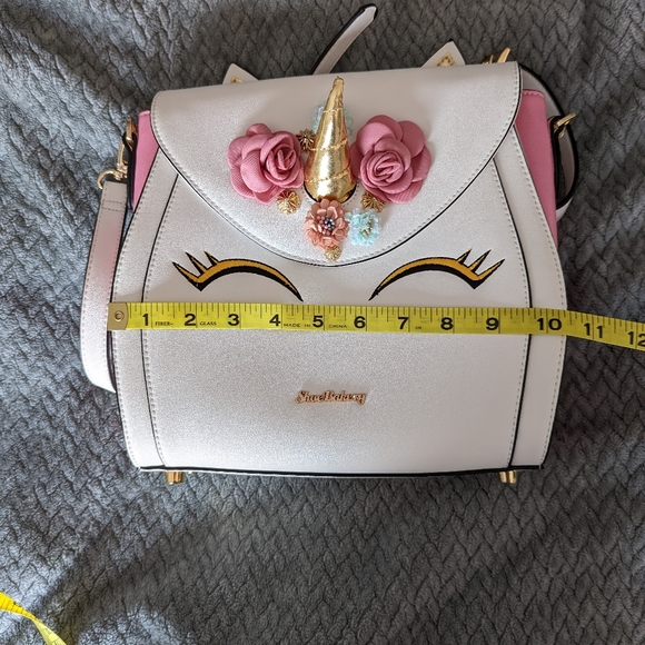 NWOT Shoe Bakery Unicorn Cake Bag - Picture 5 of 7